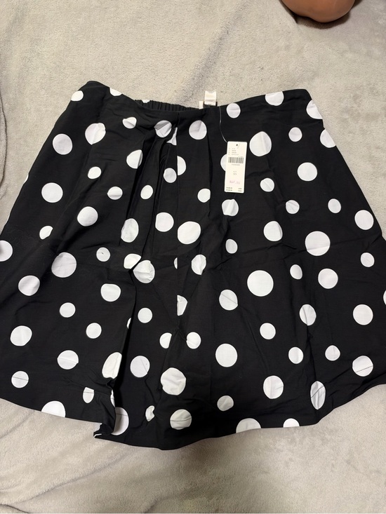 Maeve Tops - Black & White Polka Dot Skirt - Classic Fit